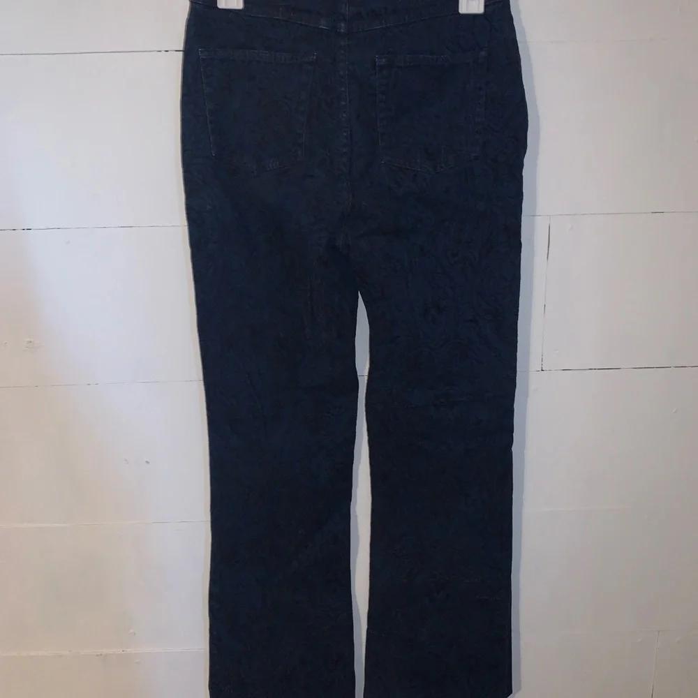 Jeans - Picture 2 of 3